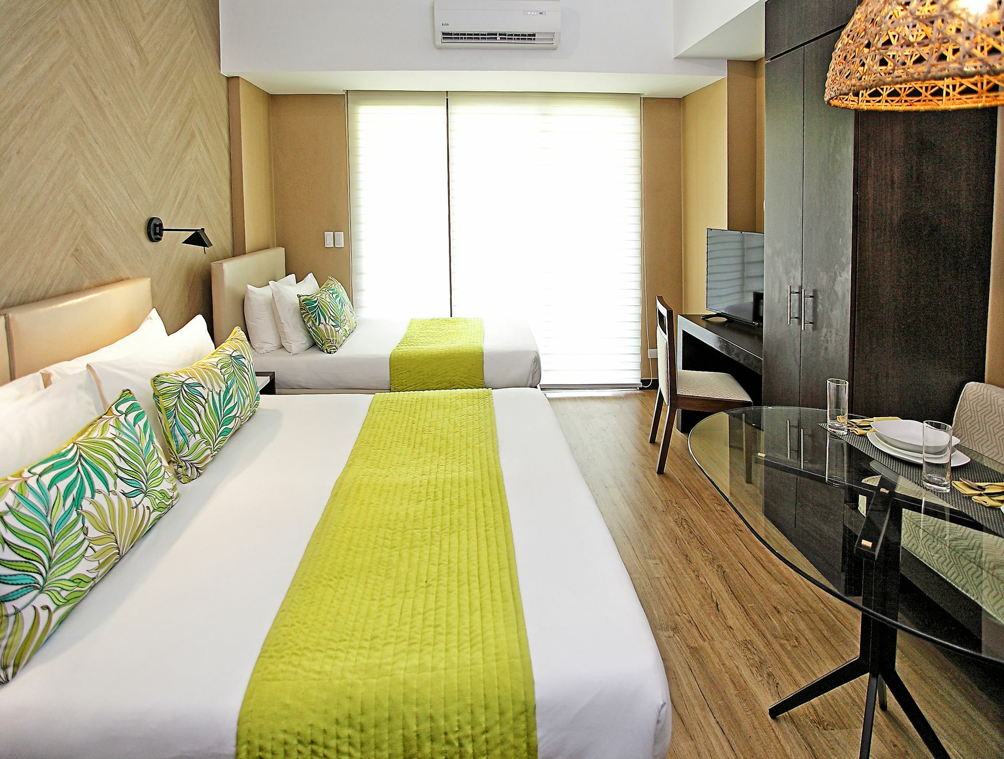 The Serviced Residences At Kasa Luntian Managed By Hii Tagaytay City Екстериор снимка